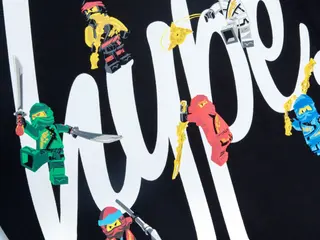 HYPE X LEGO NINJAGO Black Squad Script Adults' T-Shirt