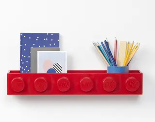 Backstein-Bücherregal, leuchtend rot