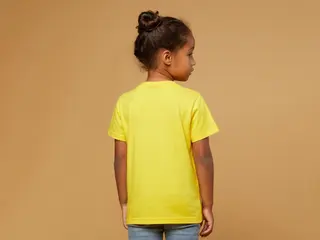 Kinder-T-Shirt mit Logo, kurzärmelig – Gelb