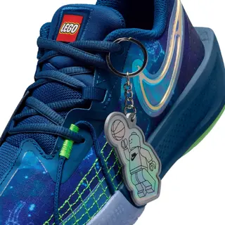 Nike GT Cut 3 x LEGO® Kollektion – Schuhe für größere Kinder