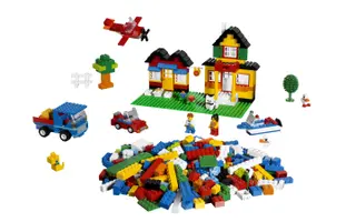 LEGO Deluxe Brick Box
