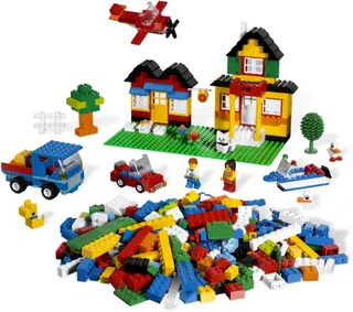 LEGO Deluxe Brick Box