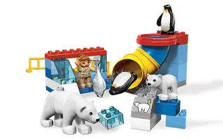 Polar Zoo