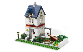 Apple Tree House