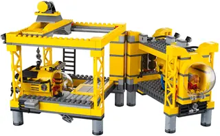 Deep Sea Operation Base