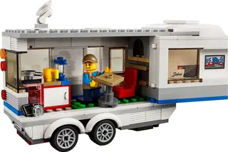 Pickup & Wohnwagen