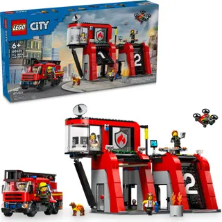Feuerwache mit Feuerwehrwagen