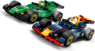 F1-Truck mit RB20- und AMR24-F1-Autos