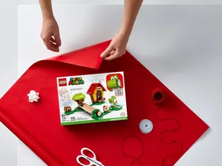 Marios Haus & Yoshi