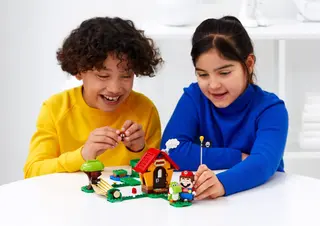 Marios Haus & Yoshi
