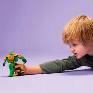 Le robot ninja de Lloyd