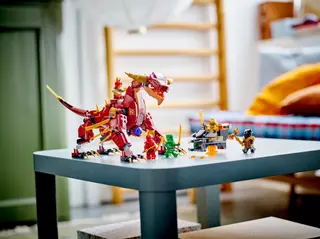 Dragon de lave transformable en vague de chaleur