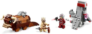 T-16 Skyhopper versus Bantha Microfighters
