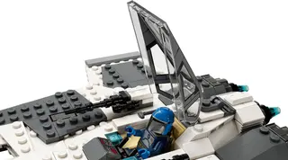 Mandalorian Fang Fighter versus TIE Interceptor