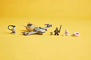 Mando und Grogus N-1 Starfighter