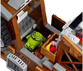 Piggy Pirate Ship