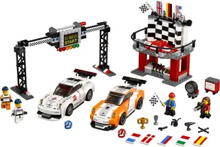 Porsche 911 GT Finish Line