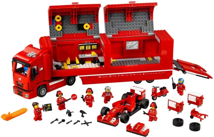 F14 T & Scuderia Ferrari Truck