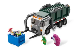 Garbage Truck Getaway