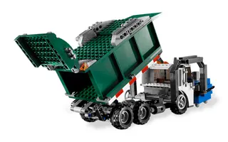 Garbage Truck Getaway