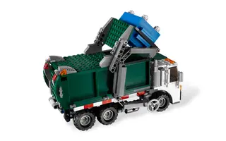 Garbage Truck Getaway