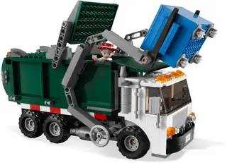 Garbage Truck Getaway