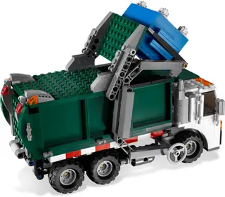 Garbage Truck Getaway