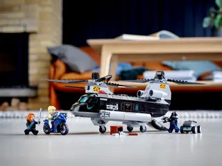 Hubschrauberjagd der Schwarzen Witwe