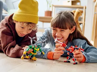 Spider-Man en Doctor Octopus Mech-gevecht
