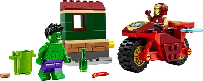 Iron Man mit Fahrrad und Hulk