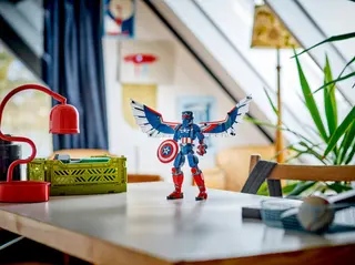 Neue Captain America Baufigur