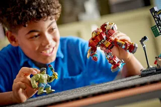 Combat épique : Hulkbuster contre Hulk