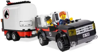 4WD with Horse Trailer