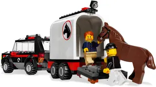 4WD with Horse Trailer