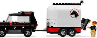 4WD with Horse Trailer