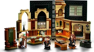 Hogwarts Moment: Defence Against the Dark Arts Class