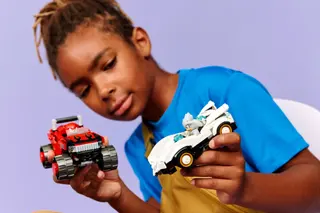 Silvers auto versus Knuckles' monstertruck