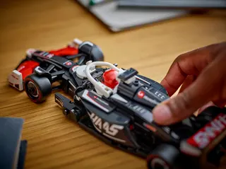 MoneyGram Haas F1 Team VF-24