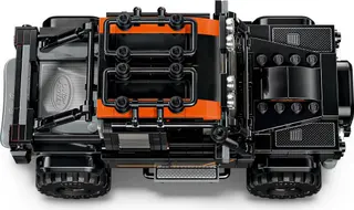 Jaguar F-TYPE Project 7 & Land Rover Defender Classic