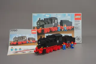 Steam Engine with Tender