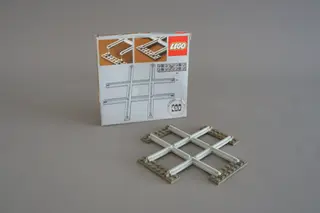 Kreuzung, Grau 4,5 V
