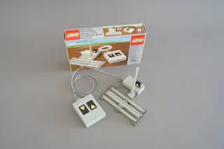 Découplage et signal 12 V télécommandés