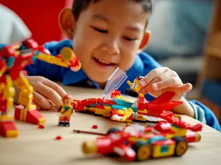 Creaties van het personeel van Monkie Kid