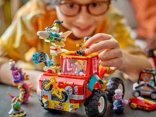 Camion de puissance de l'équipe Monkie Kid