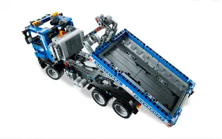 Container Truck