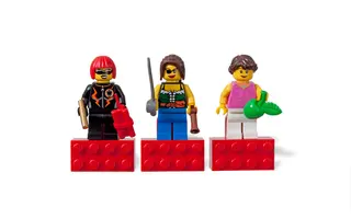 Female Minifigure Magnet Set