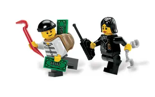 Community Minifigure Set