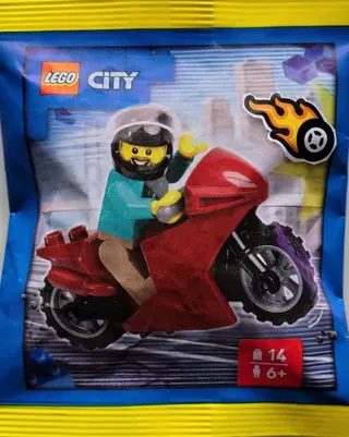 Stuntrijder met motorfiets
